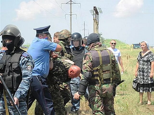 Крым раненые. Спецназ гру в Крыму. Спецназ в Крыму 2014. Интервью с крымским спецназом. Крым кот спецназ.