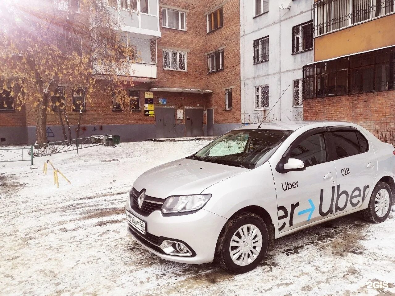 Такси Омск. Омское такси. Таксопарк Омск. Водитель такси омск