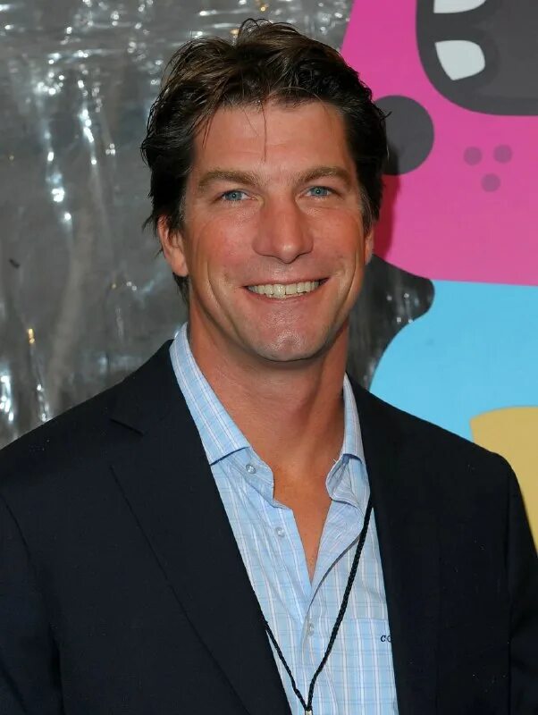 Джерри о’коннелл брат. Charli xcx rina sawayama. Д’амелио чарли. Чарли дамелио. Charli o.