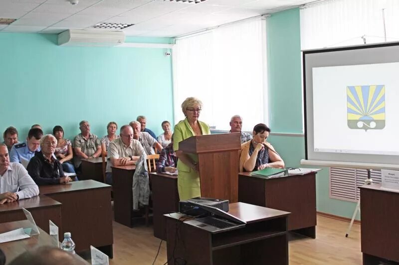 Сайт окуловского суда новгородской области. Администрация Окуловского района. Глава Окуловского муниципального района. Глава Окуловского муниципального района Новгородской области. Администрация Окуловского района Новгородской области.