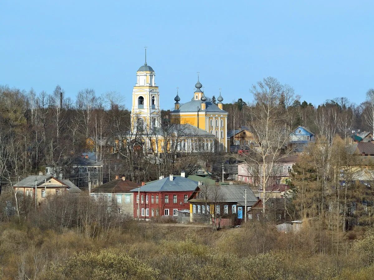 Город кологрив костромской. Город Кологрив Костромской области. Храм в городе Кологрив. Кологрив Костромская область достопримечательности.