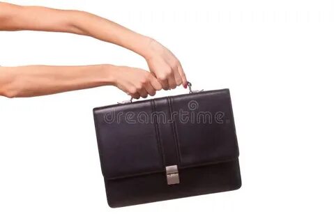 Рука держит портфель