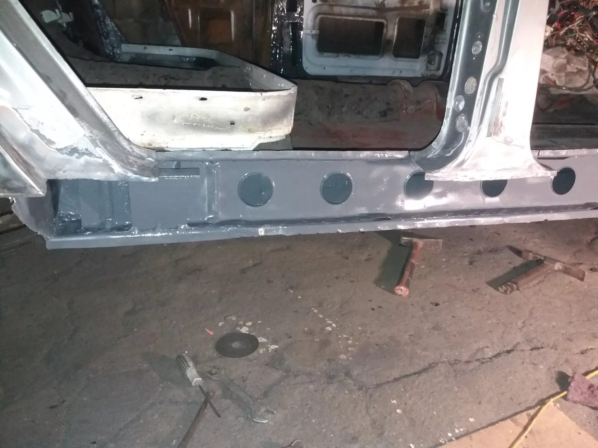 Усилитель короба газ 3110. Усилитель короба порога газ 31105. Швеллера вместо порогов на ваз 2110. Пороги газ 3110. Волга газ 3102 переварка порогов.