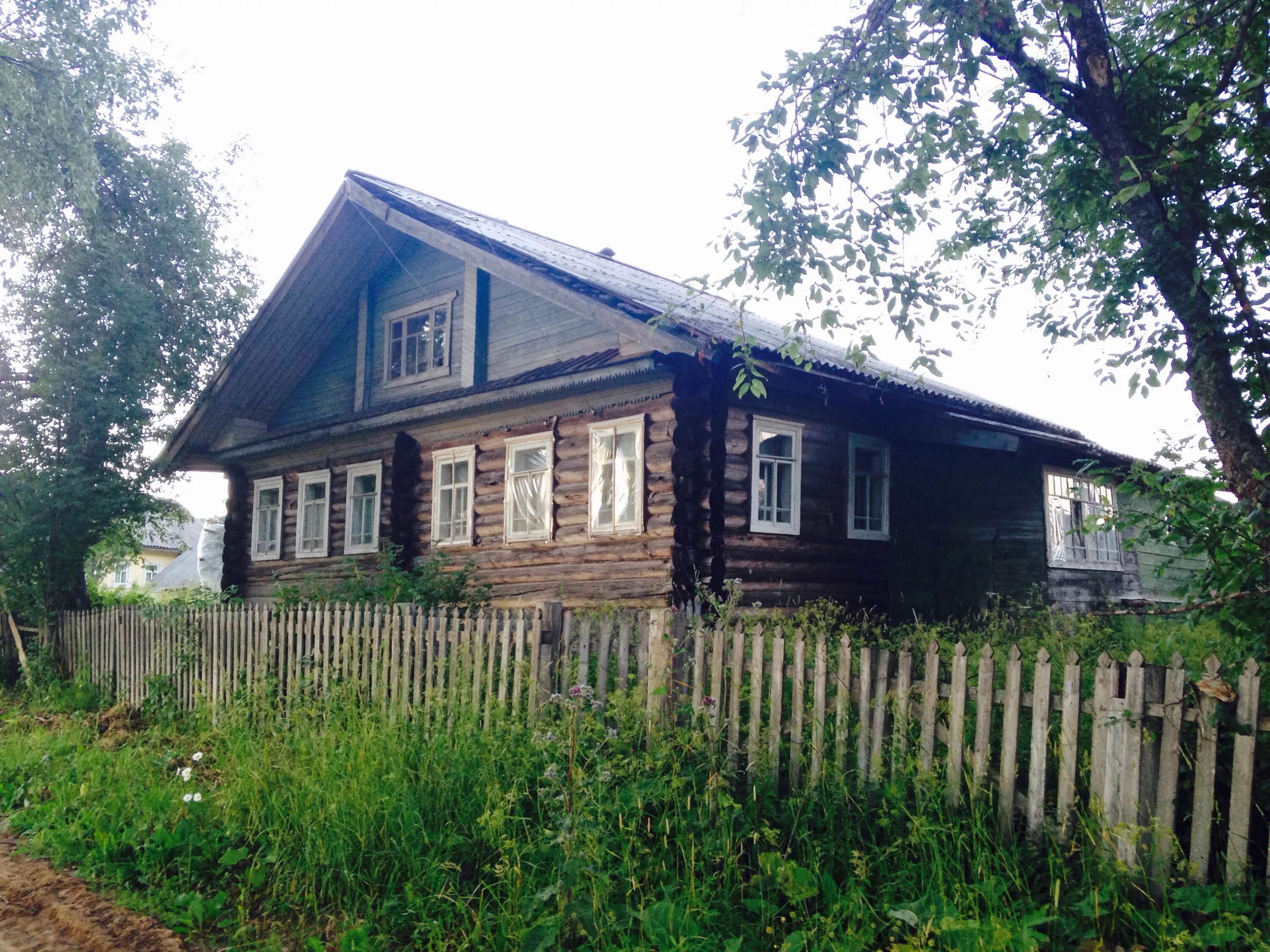 Центр деревни. Деревня евсейкино. дома в центре деревни. засосенье.
