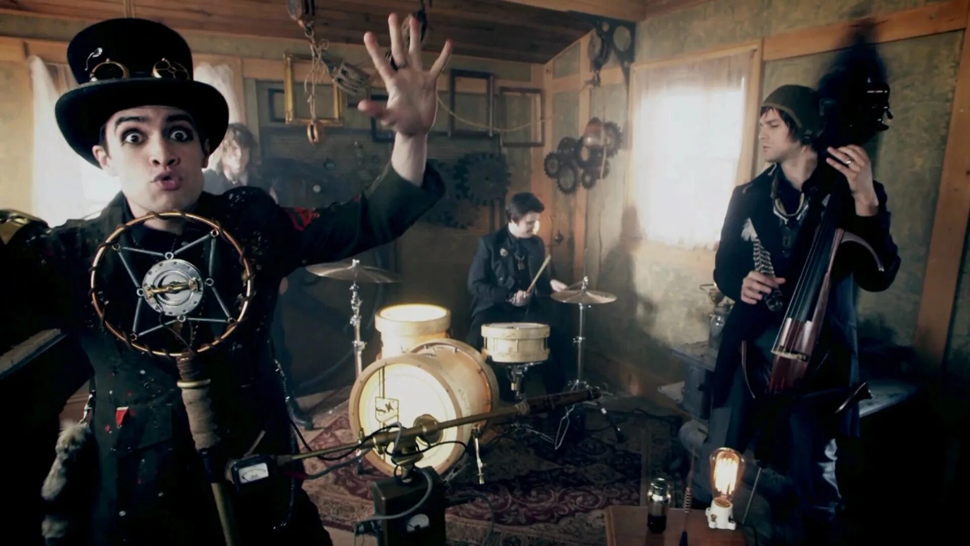 Mona lisa panic. Паник ат зе диско мона лиза. The ballad of mona lisa. Паник эт зе диско. Mona lisa panic.