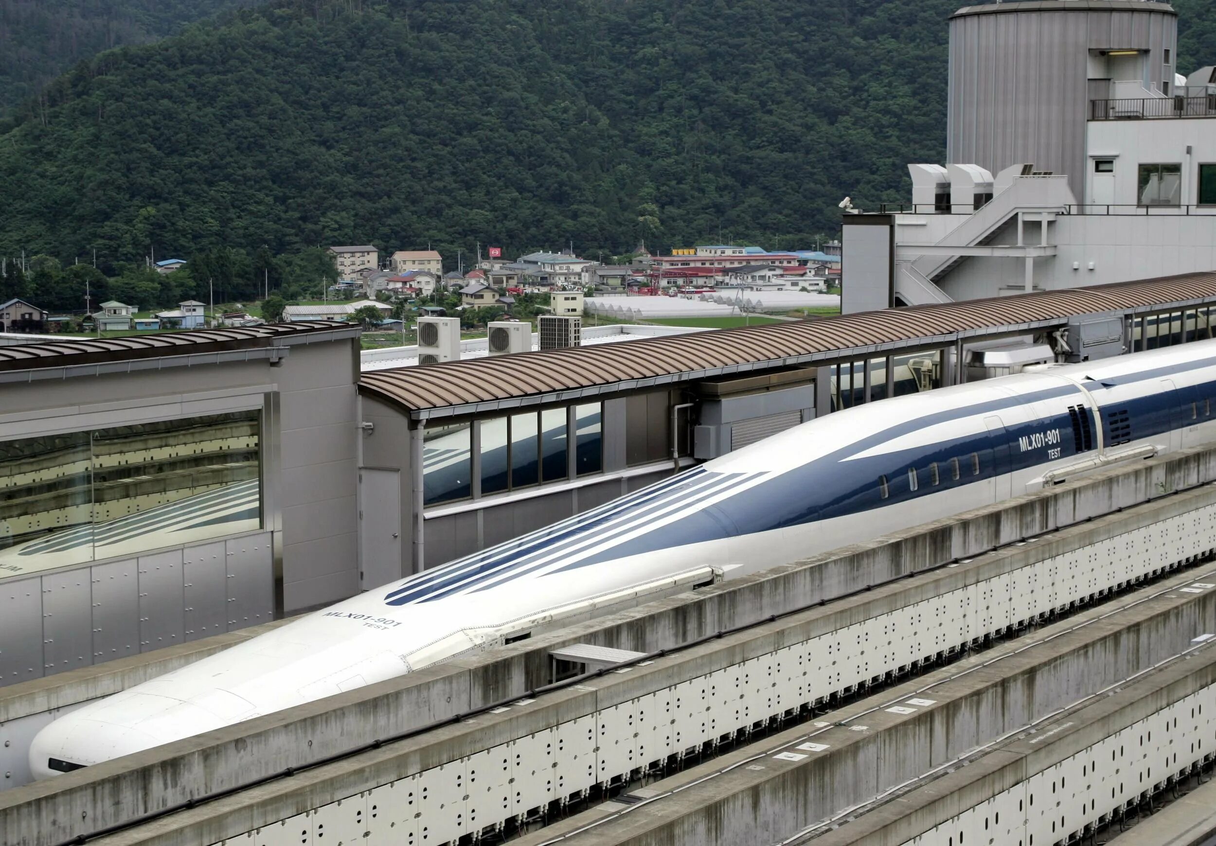 Железные дороги японии. Маглев l0. Маглев Япония. Японский поезд Синкансен. Японский Маглев mlx01-901.