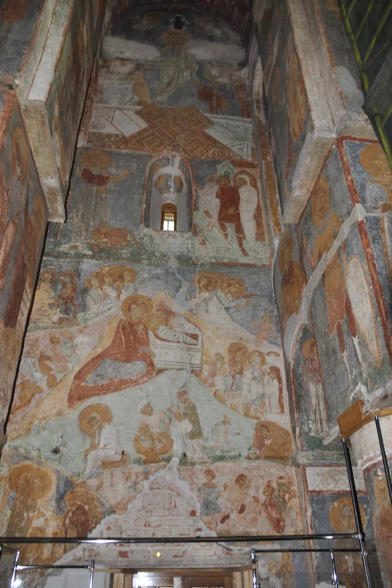 Фрески спасо-преображенской церкви евфросиньева монастыря в полоцке. Фрески спасо-преображенской церкви евфросиньева монастыря в полоцке. Фрески спасо-преображенской церкви евфросиньева монастыря в полоцке. Бельчицкий монастырь фрески. Фрески спасо-преображенской церкви евфросиньева монастыря в полоцке.