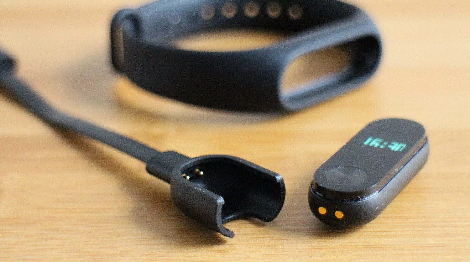Фитнес-браслет xiaomi mi smart band 3. Xiaomi band ios. Фишки ми бэнд 2. Трекер m13. Xiaomi band ios.