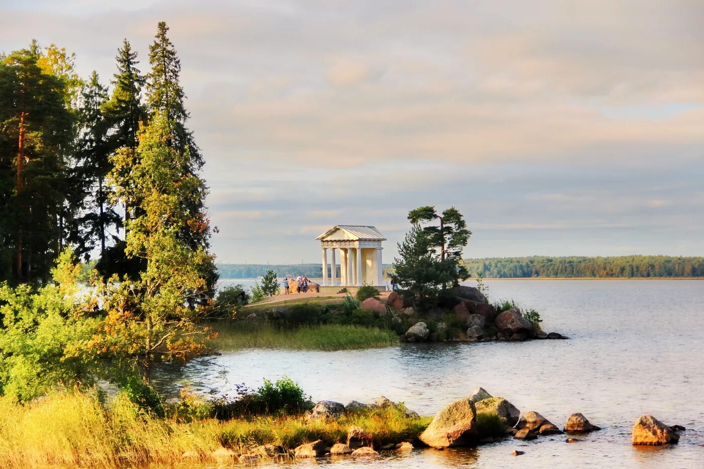 Парк монреп. Парк монрепо. музей заповедник монрепо. скальный парк монрепо в выборге. выборг монрепо осенью.