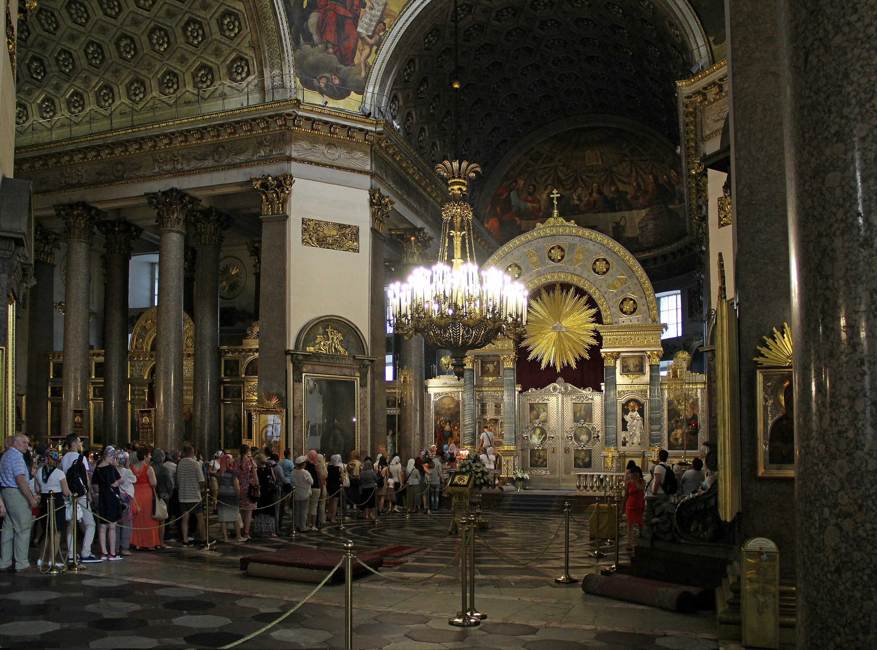 Казанский кафедральный собор в санкт-петербурге внутри. Иконостас казанского собора спб. Кафедральный собор казанской иконы божией матери санкт петербург. Казанский кафедральный собор в санкт-петербурге. Казанский кафедральный собор в петербурге внутри.