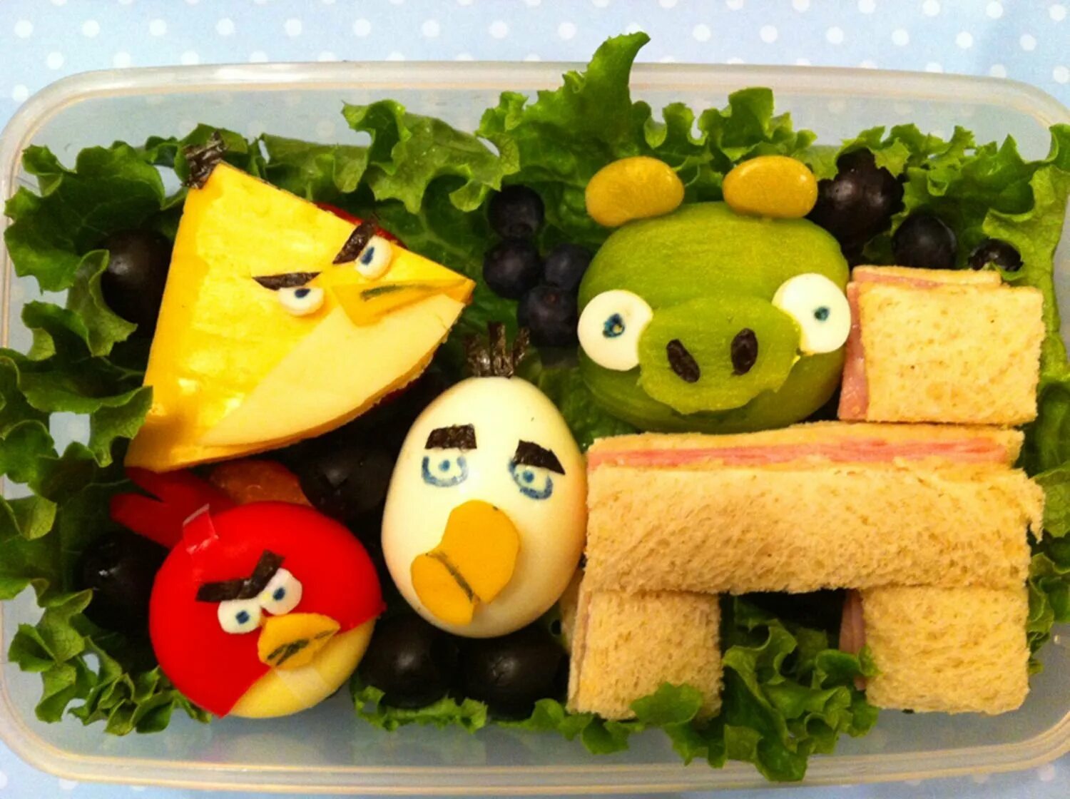 Что можно приготовить из детской. Бутерброды для детей. Оригинальные бутерброды для детей. Красивые бутерброды для детей. Весёлый бутерброд.