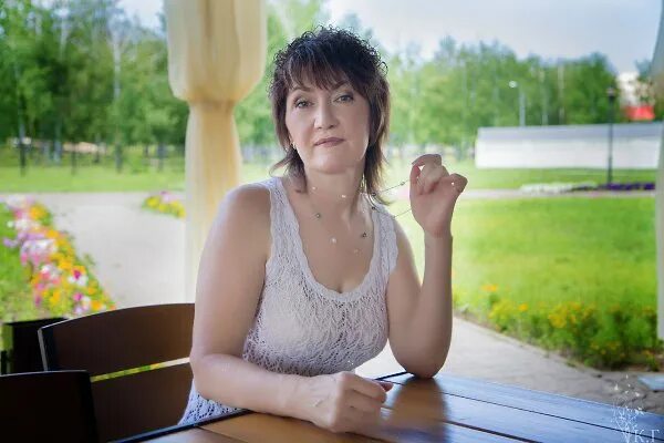Женщины уфа телефоны фото Знакомлюсь для создания семьи! камила, девушка 35 лет из Уфы, не замужем АНКЕТА