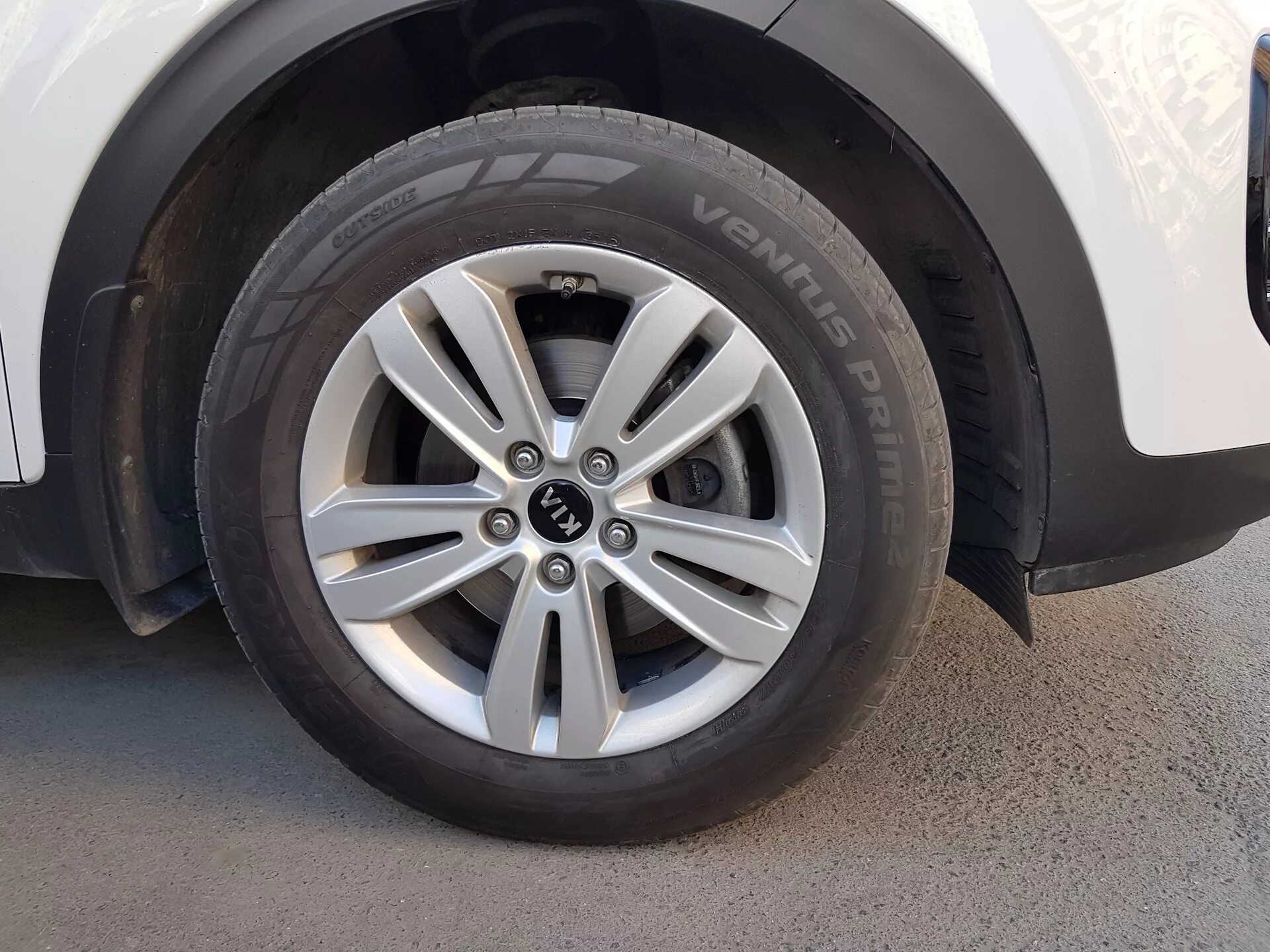 Купить резину на спортейдж. 225/65 R17 на Киа Спортейдж 3. 225/65 R17 на Киа Спортейдж 4. Sportage 4 225/65 17. Kia Sportage 4 225/65 r17.