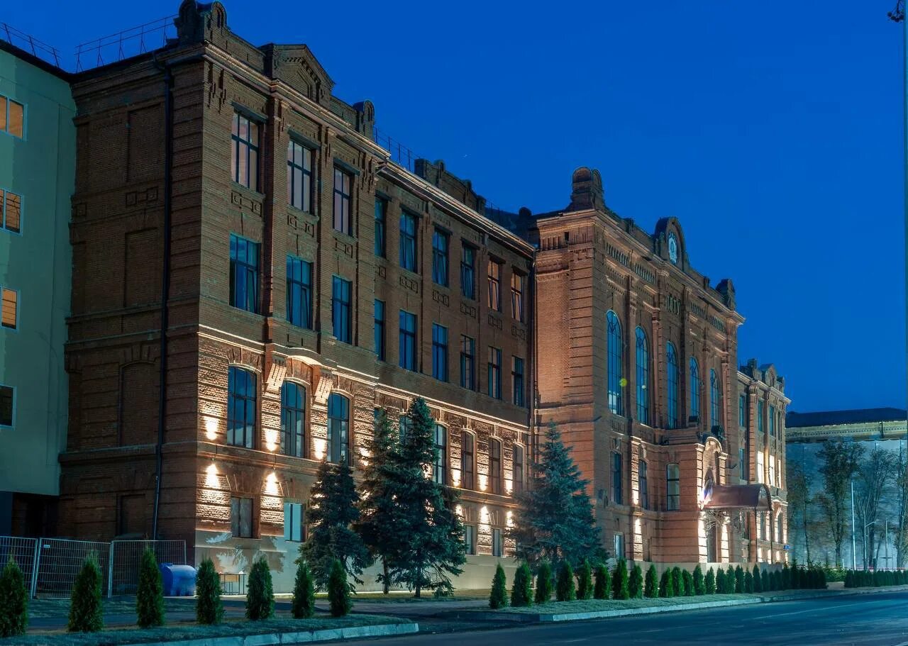 Пгту мариуполь днр. Приазовский университет мариуполь. пгту мариуполь 2025. пгту 1 корпус мариуполь. 6 корпус пгту мариуполь.