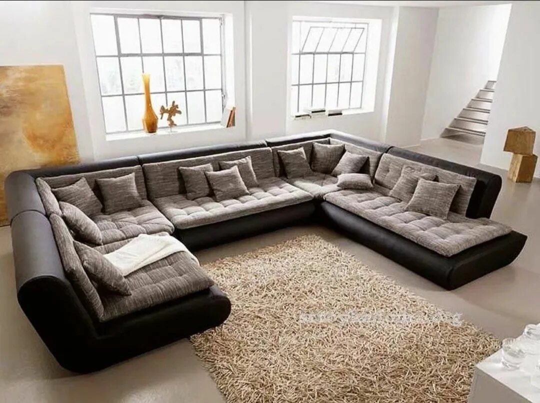 Красивые диваны. Стильные диваны. Диван честерфилд бархат. Коричневый кожаный диван в интерьере. Модные современные диваны.