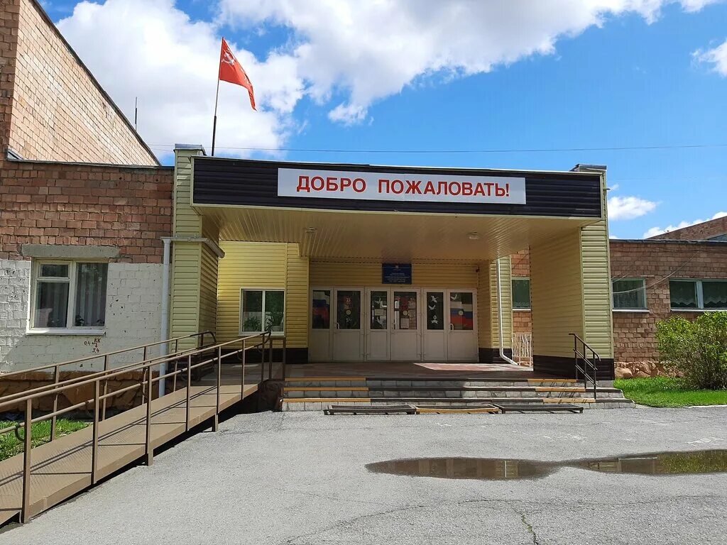 красноярский край саянский район с агинское средняя школа. ужур школа 1. школа 4 минусинск. учебные заведения красноярского края 4 класс окружающий мир. школа номер 9 город енисейск.