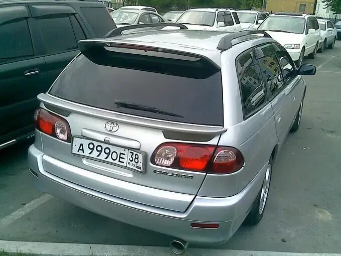 Тойота калдина 2001 год. Toyota Caldina 2001. Калдина 2001 1,8. Тойота Калдина 2001 тонированный. Тойота Калдина 2001 серебро тонированный.