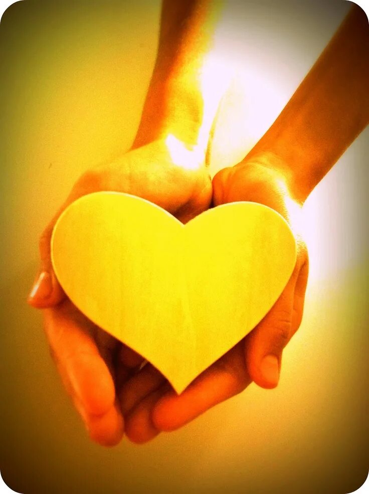 Сердце. Желтое сердце. Сердечки (желтые). Жёлтоее сеердеечки. Честная душа и золотое сердце