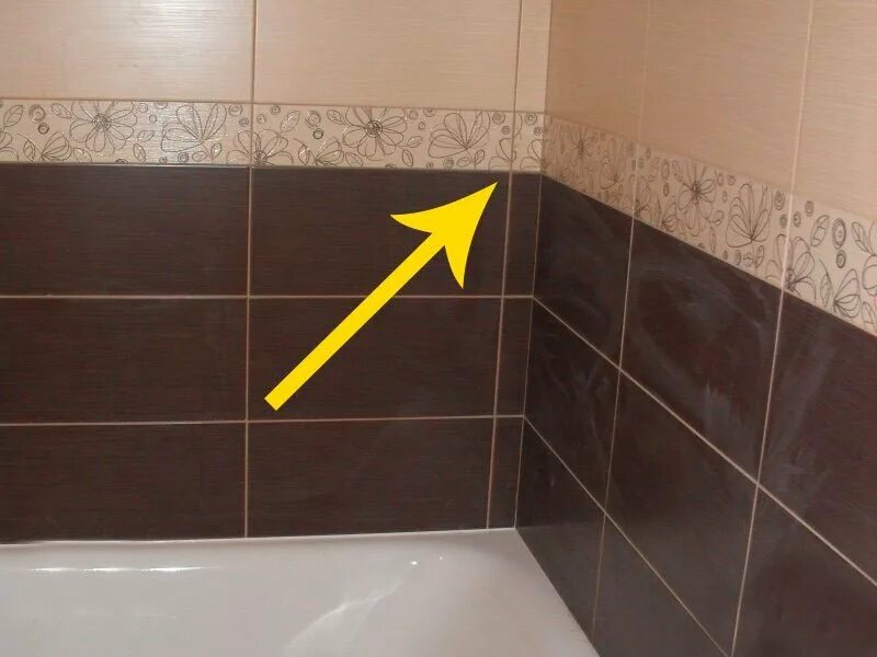 Как сделать кафель в ванной. Укладка плитки в ванной. угол в ванной из плитки. выкладка плитки в ванной. неправильная укладка плитки.