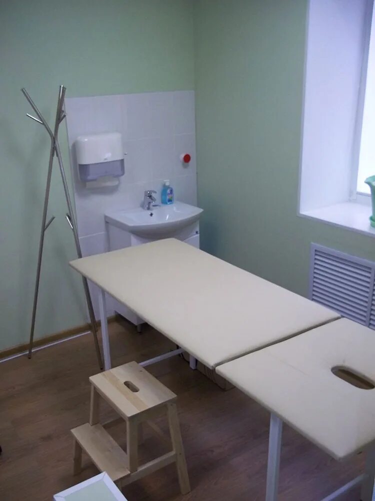 Документы минздрава. Кабинет врача общей практики светлый. Красноармейская 208 ростов-на-дону. Медицинский центр нейрон н. Нейрон н медцентр.