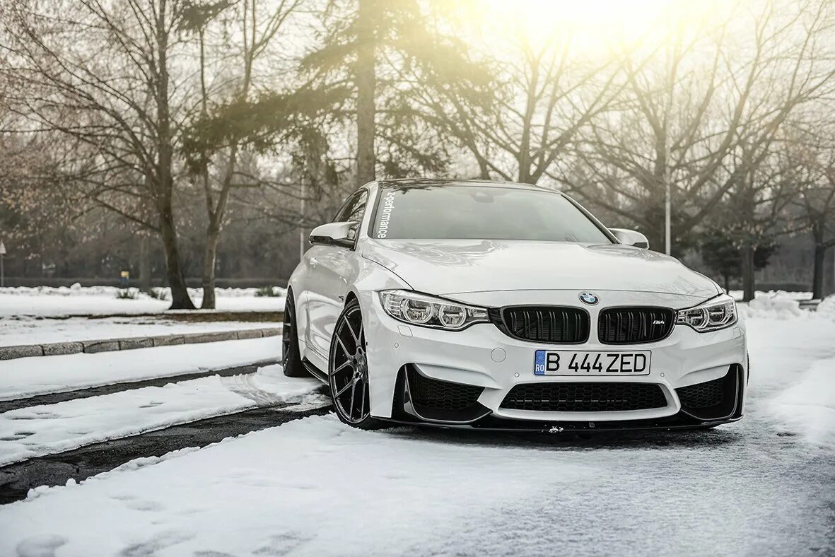 БМВ м4. BMW m4 f32. БМВ м4 белая. F33 BMW m4. М5 зима