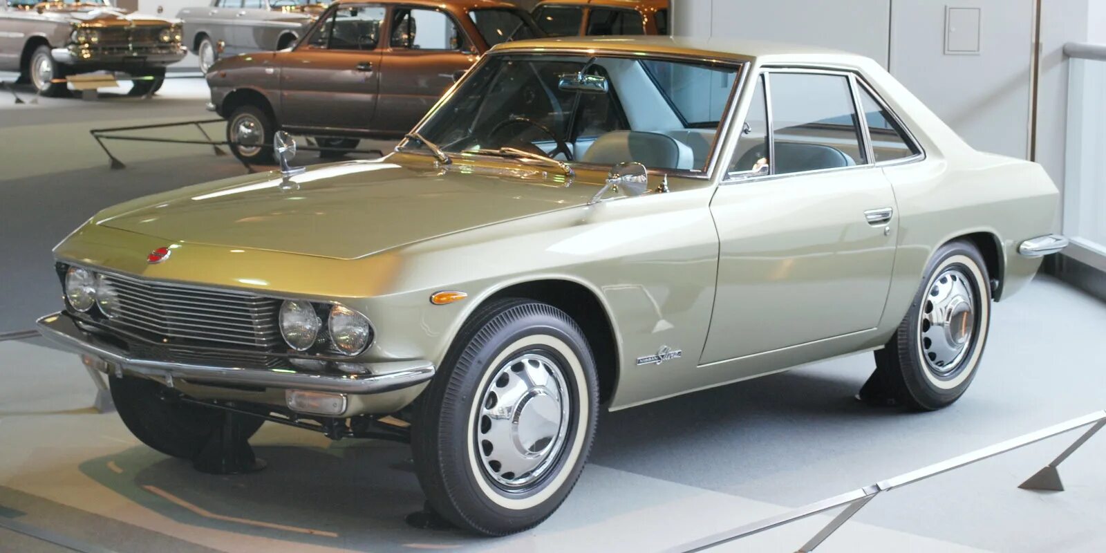 Ниссан первого поколения. Nissan Silvia csp311. Nissan Silvia 1965. Nissan Silvia 1975. Nissan Silvia s10 1975.
