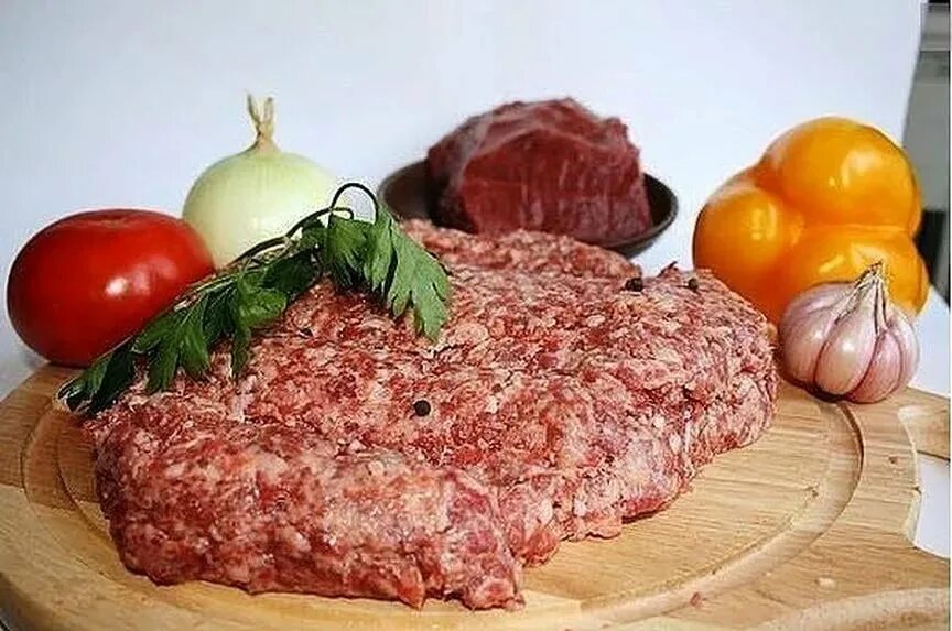 Какое мясо лучше на фарш для котлет. Фарш. мясо для котлет. фарш котлетный.