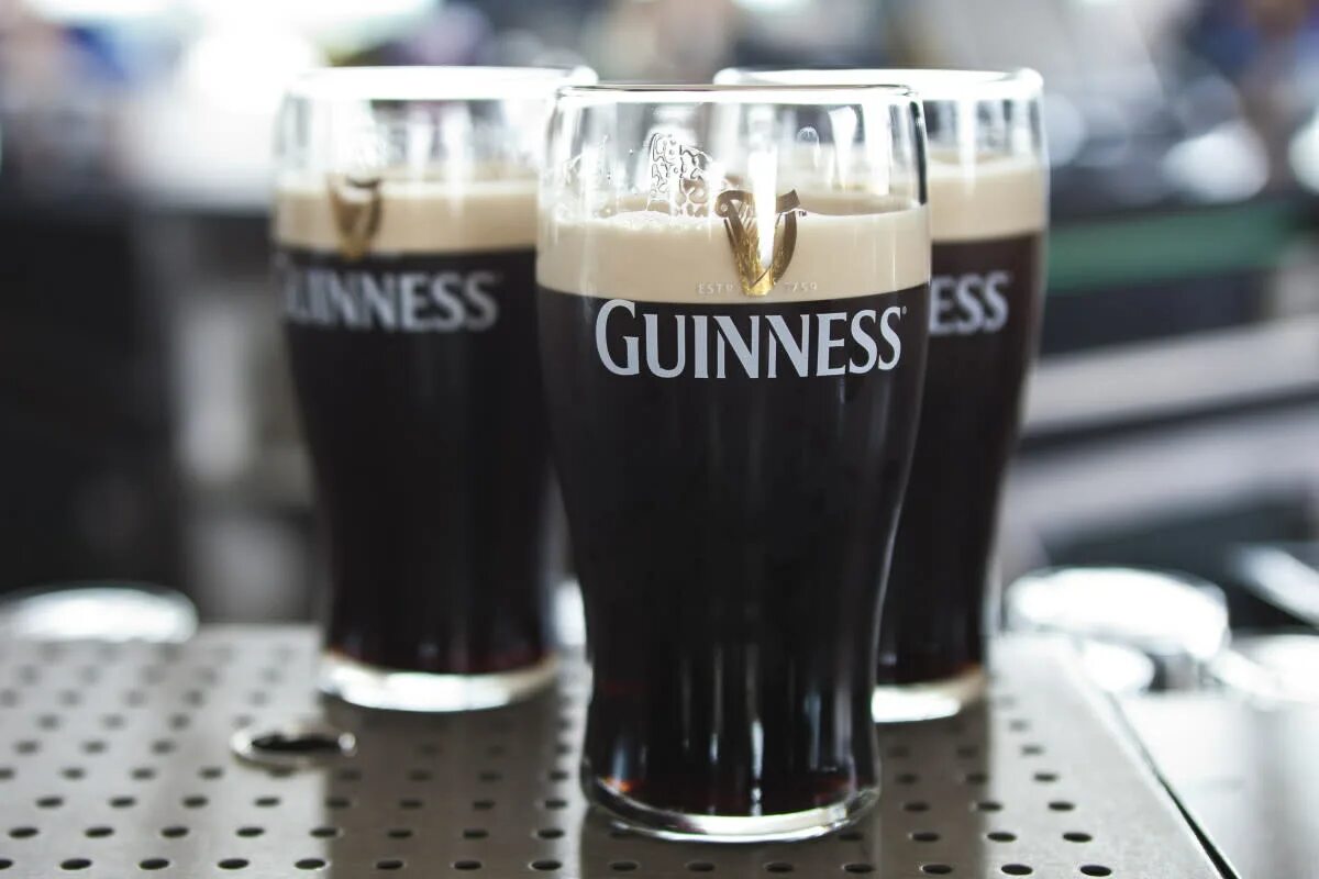 Как попасть в гиннесс. Ирландский гиннесс. guinness бокал. английская пинта.