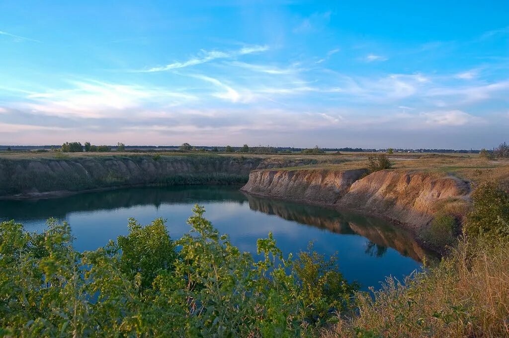 Пески харьковская область. Украина село антоновка. Озера харьковская область. Лиман (озеро, крым) pfchfyjt. Соленое озеро в харьковской области.