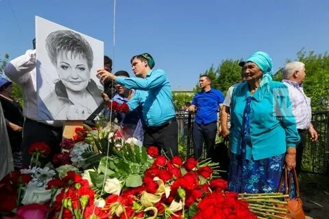 Хания фархи туган як