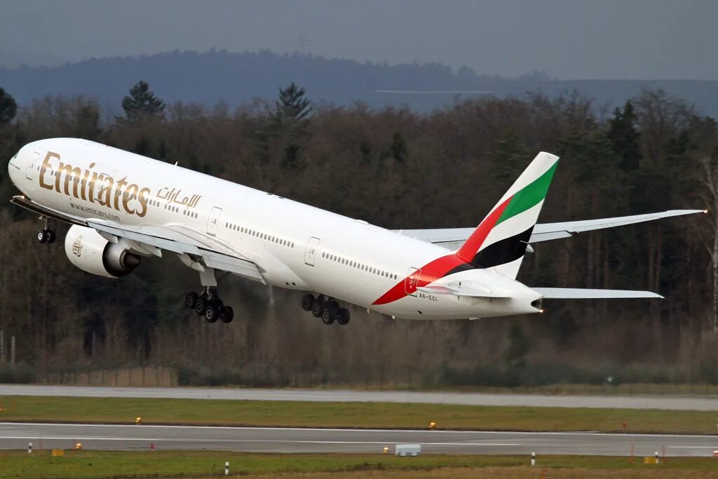 Боинг 777 300 er. Боинг 777 Эмирейтс. Boeing 777-300er Emirates. Боинг 777 300 Эмирейтс. Boeing 777 emirates