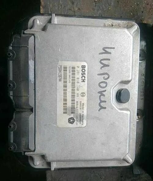 Мозги на б 3. Разъем эбу volkswagen passat b3. Мозги на б 3. Блок управления фольксваген пассат б6. 0261200271 bosch.