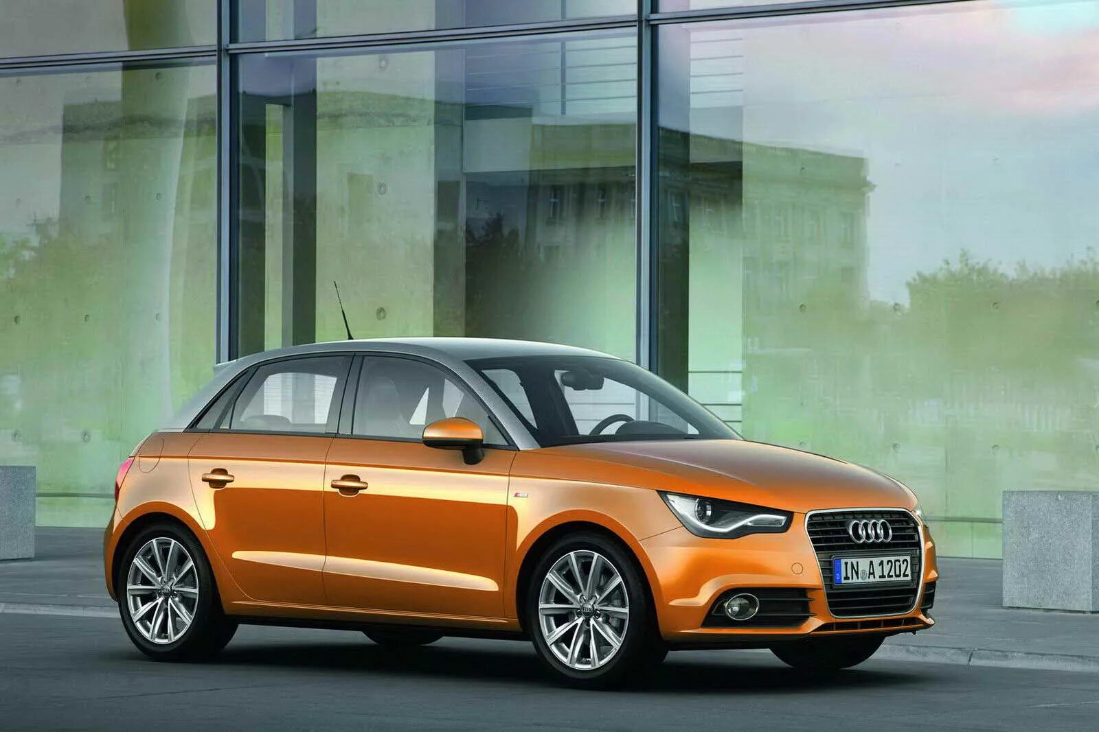 A 1 d 1 bb 1. Audi a1 Sportback. Ауди а1 Sportback. Ауди а1 2012. Audi a1 Sportback 2012.