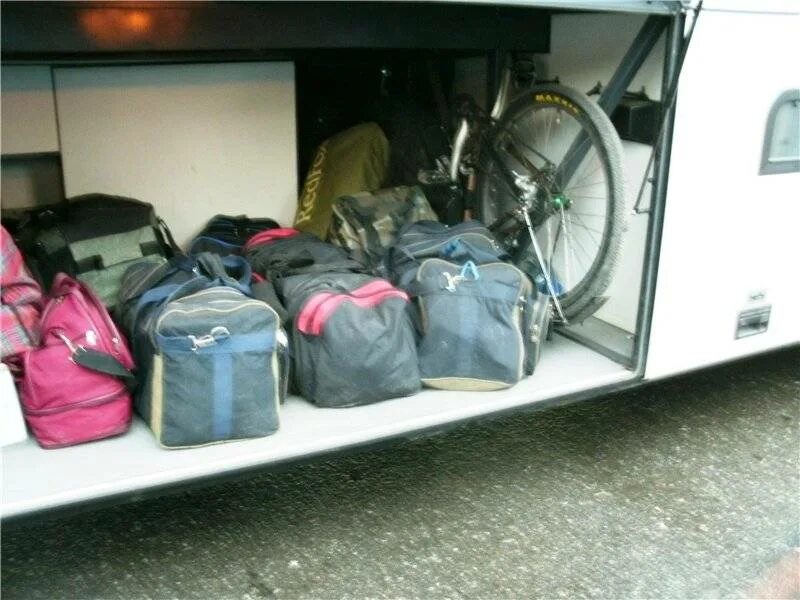 Параметры ручной клади в автобусе. Ручная кладь в автобусе. Ручная кладь в автобусе. Ручная кладь в автобусе. Багаж в автобусе габариты.