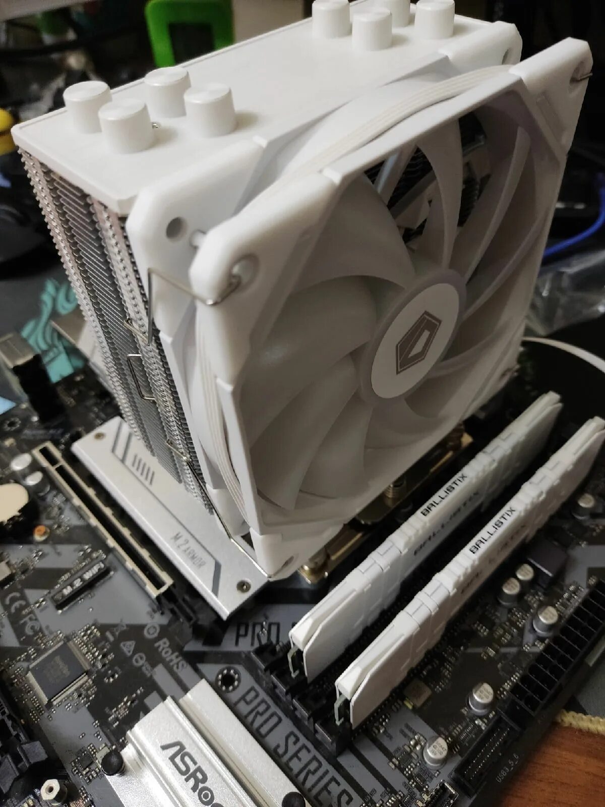 Кулер se 224 xts argb. ID-Cooling se-224-xts. Кулер для процессора ID-Cooling se-224-xts. Кулер для процессора ID-Cooling se-224-xts White. Кулер для процессора ID-Cooling se-224-xts Black.