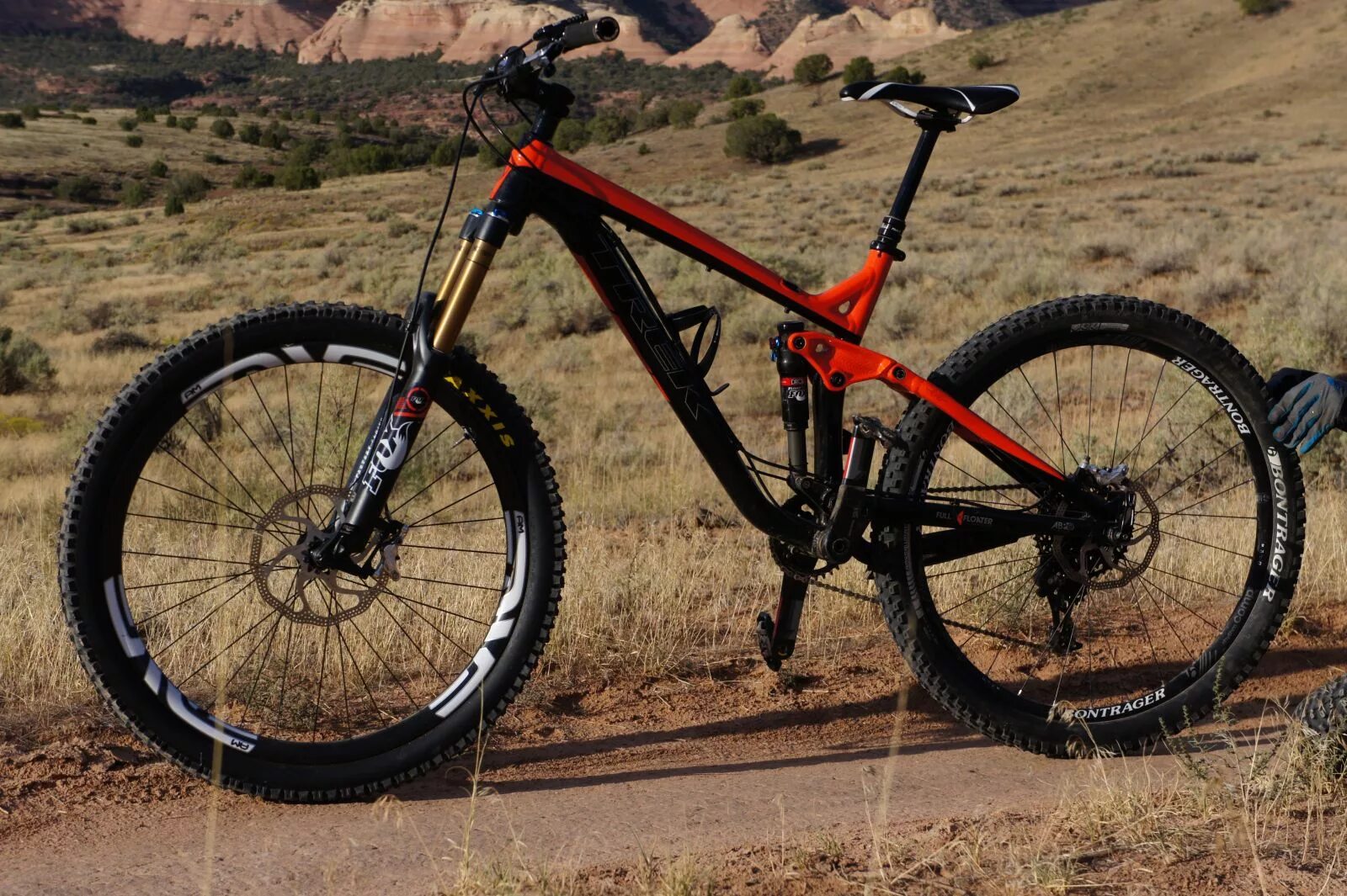 Trek Slash 9 27.5 2014. Bikes Trek Slash 27.5. Bikes Trek Slash 27.5 650b. Trek Slash 9 27.5 2013.