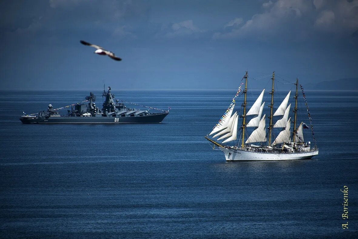 сайт корабль морской. корабль фрегат бригантина каравелла. патрульный катер “patrol 920m”. патрульный катер typhoon. Ahts vessel.