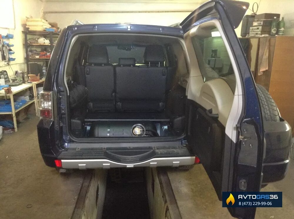 Mitsubishi pajero 4 гбо. Митсубиси паджеро гбо. Газ на mitsubishi pajero. 8. Mitsubishi pajero 4 гбо.
