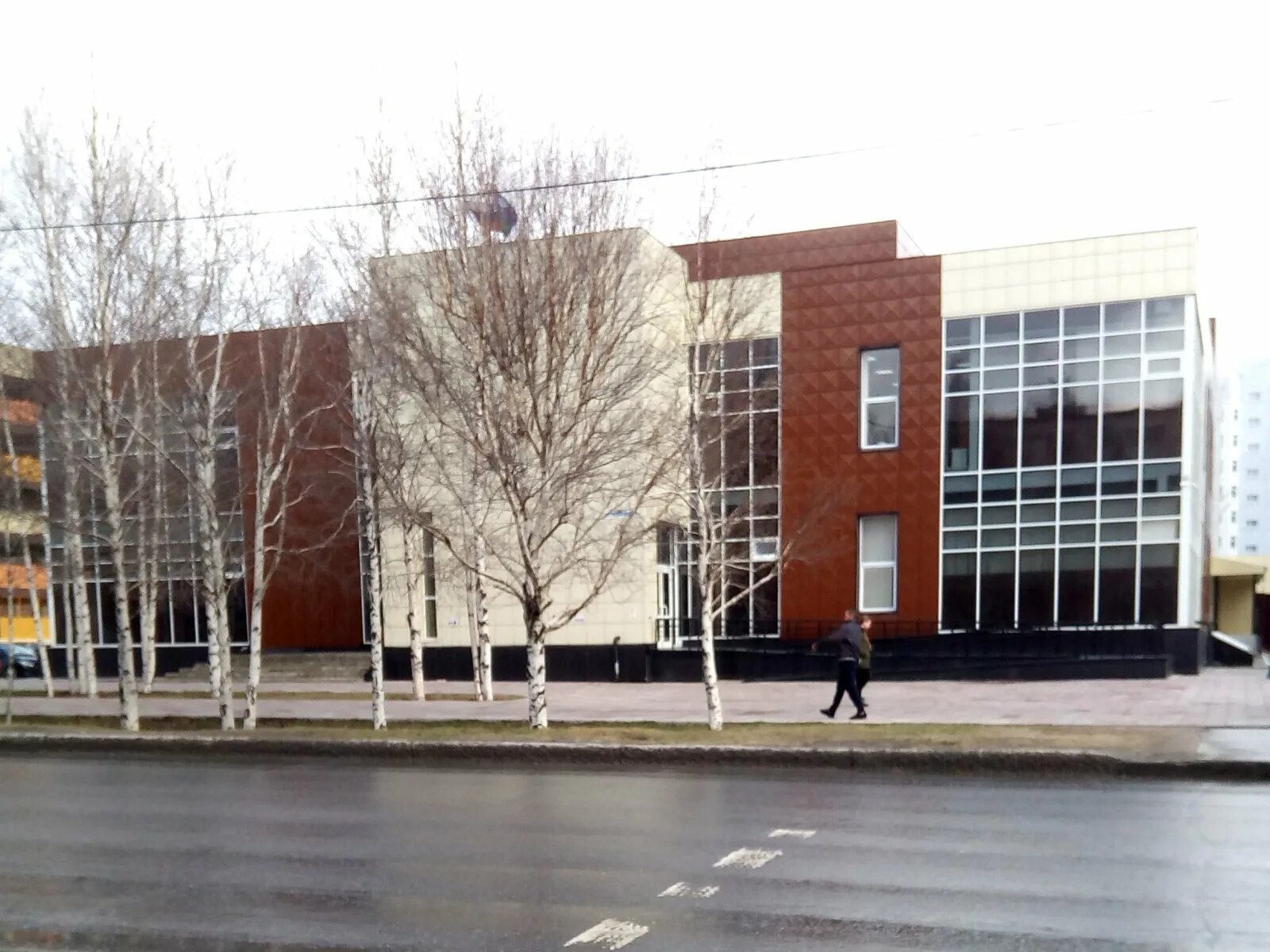 бассейн нефтяник нижневартовск. улица нефтяников нижневартовск. памятник покорителям самотлора раскраска. нефтяников 21 нижневартовск. нефтяников 6 нижневартовск.