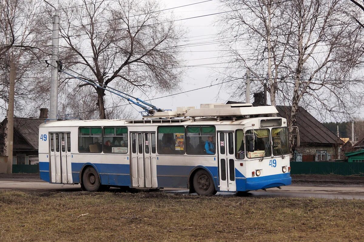 Ленинский троллейбус. ЗИУ-682 кр Ленинск-Кузнецкий. ЗИУ Ленинск Кузнецкий. Ленинск-Кузнецкий троллейбус 82. Ленинск-Кузнецкий троллейбус 53.