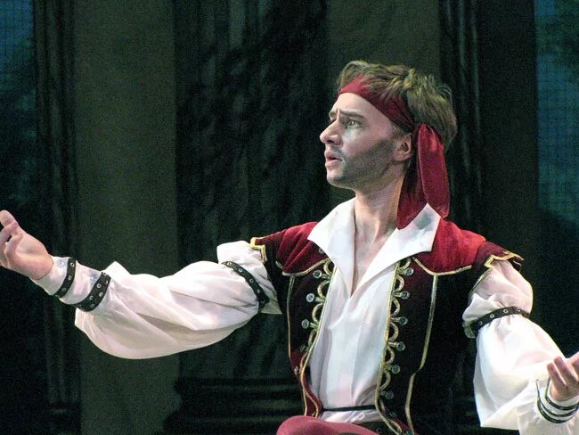 Алексей насадович балет. Магазин корсар симферополь. Петарды корсар 50000. Магазин corsar табак. Корсар театр премьера.