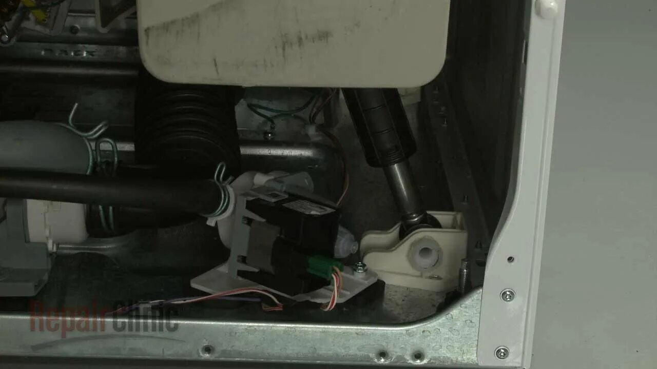 Котел издает странные звуки. Регулировка насоса газового котла ферроли. Стиральная машинка издаёт странный звук. Котёл navien насос вода. Electrolux gcb 28 quantum i анод ионизации.