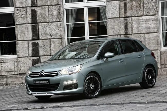 Citroen c4 b7. Citroen c4 b7 2012. Ситроен с4 2012 обвес. Citroen c4 2011 Tuning. Ситроен с4 b7 хэтчбек