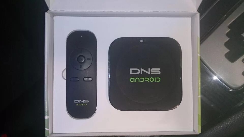 Купить андроид в днс. Медиаплеер DNS T-818. DNS T-008 андроид приставка пульт управления. DNS андроид приставка. Пульт от Android приставки DNS T-004f.