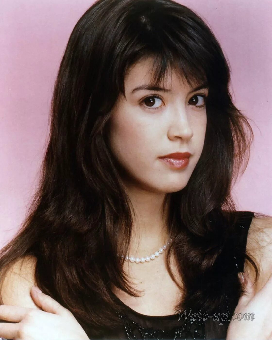 Phoebe cates