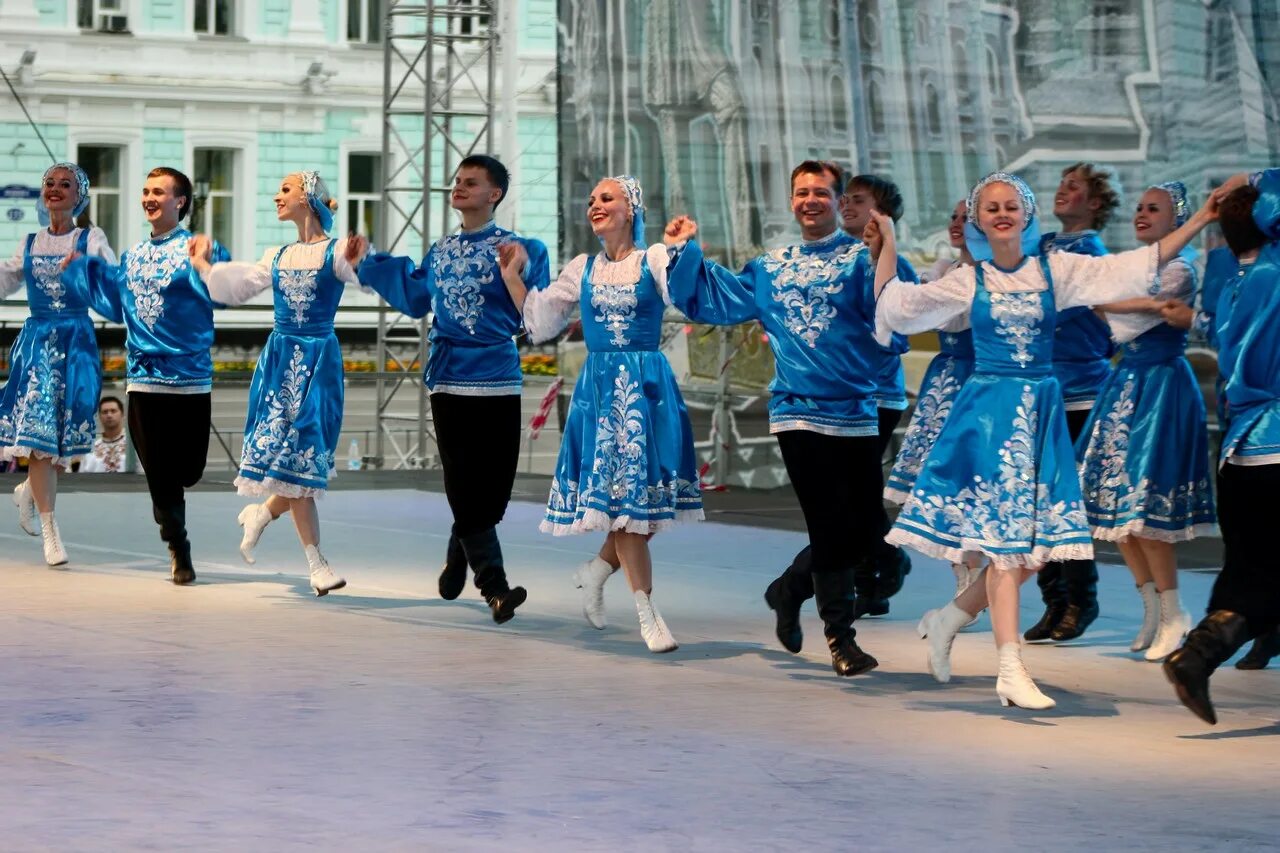 ансамбль годенко красноярск. красноярский ансамбль имени годенко. красноярский ансамбль танца имени годенко. красноярский ансамбль имени годенко. ансамбль народного танца файзи гаскарова.