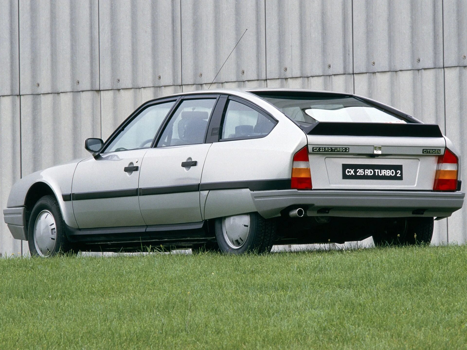 Citroen cx gti 1982. Ситроен турбо. Citroen cx 1985. Citroen cx gti turbo. Citroen cx gti turbo.