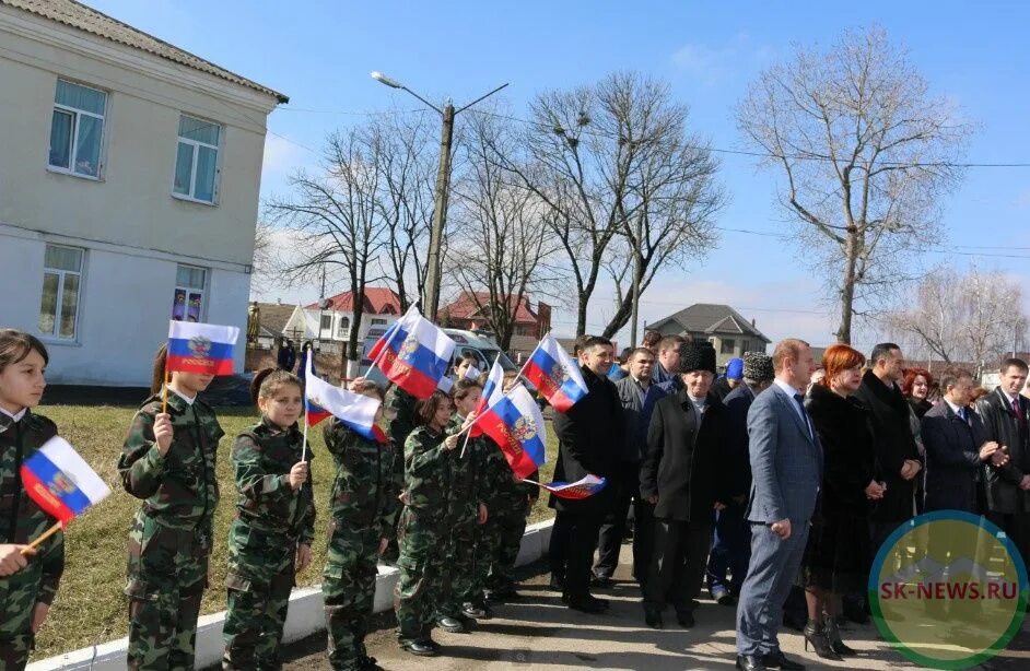 дыгулыбгей дворец культуры. мечеть дыгулыбгей. село дыгулыбгей г баксан республика кабардино-балкарская. дворец культуры дыгулубгей. село дыгулыбгей кабардино балкария.