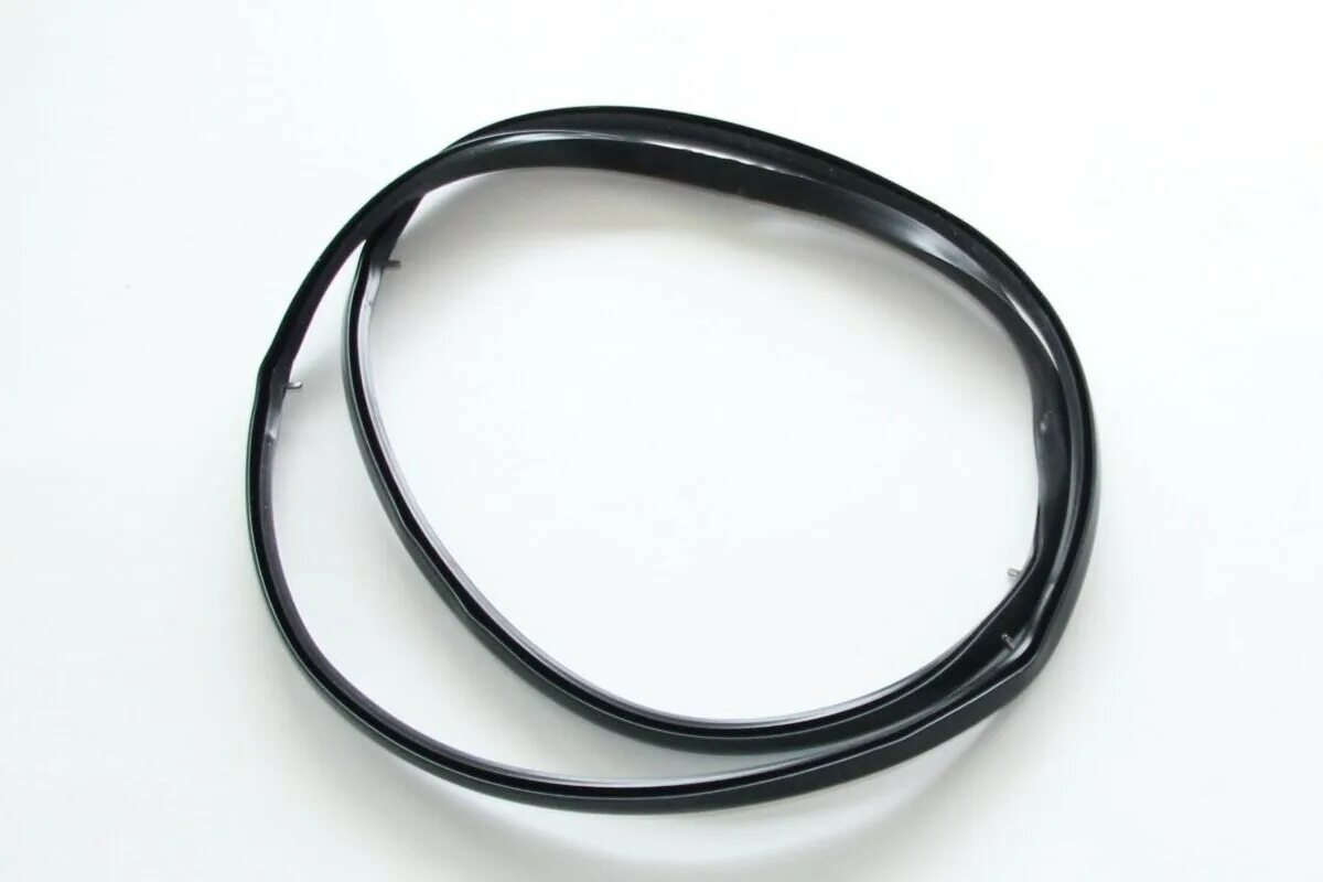 Lst 53977 резинка уплотнительная. 078733 уплотнитель. Уплотнитель двери (нижний) ariston kls45 1245. Уплотнитель духового шкафа индезит. Уплотнитель двери для whirlpool adg940.