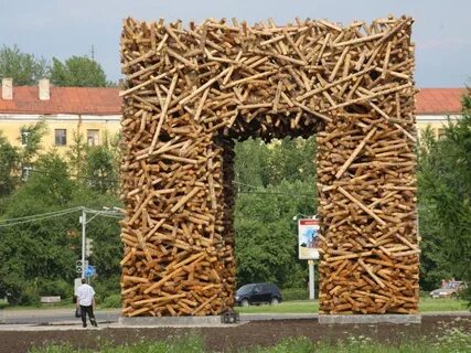Арт объект ворота